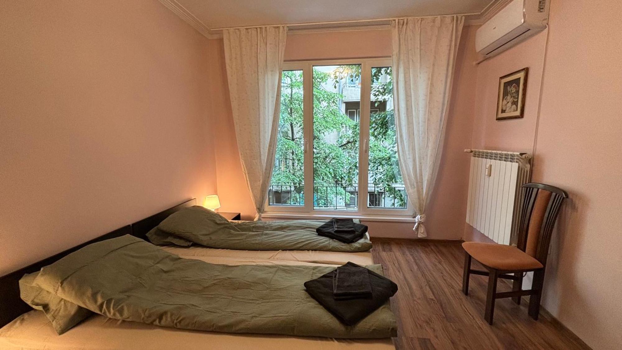 Quiet 2 Bedrooms Downtown Apart صوفيا المظهر الخارجي الصورة